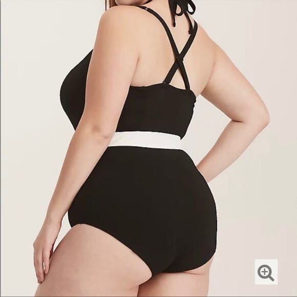 Torrid Black and White Stripe High Neck Multi-Strap Swimsuit 3X NWT - Picture 2 of 13